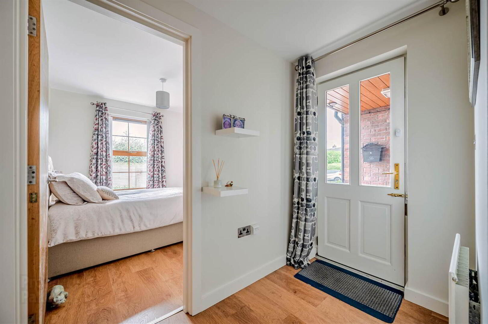Flat 2 244, Clandeboye Road 5 of 16