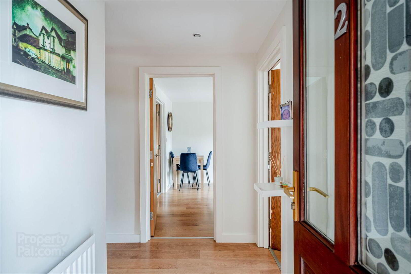 Flat 2 244, Clandeboye Road 4 of 16