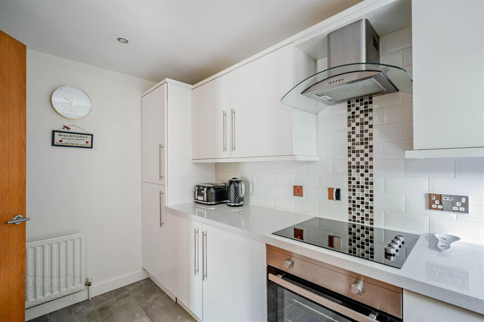 Flat 2 244, Clandeboye Road 11 of 16