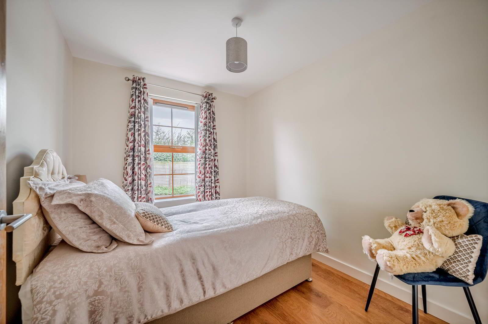 Flat 2, 244 Clandeboye Road 15 of 16