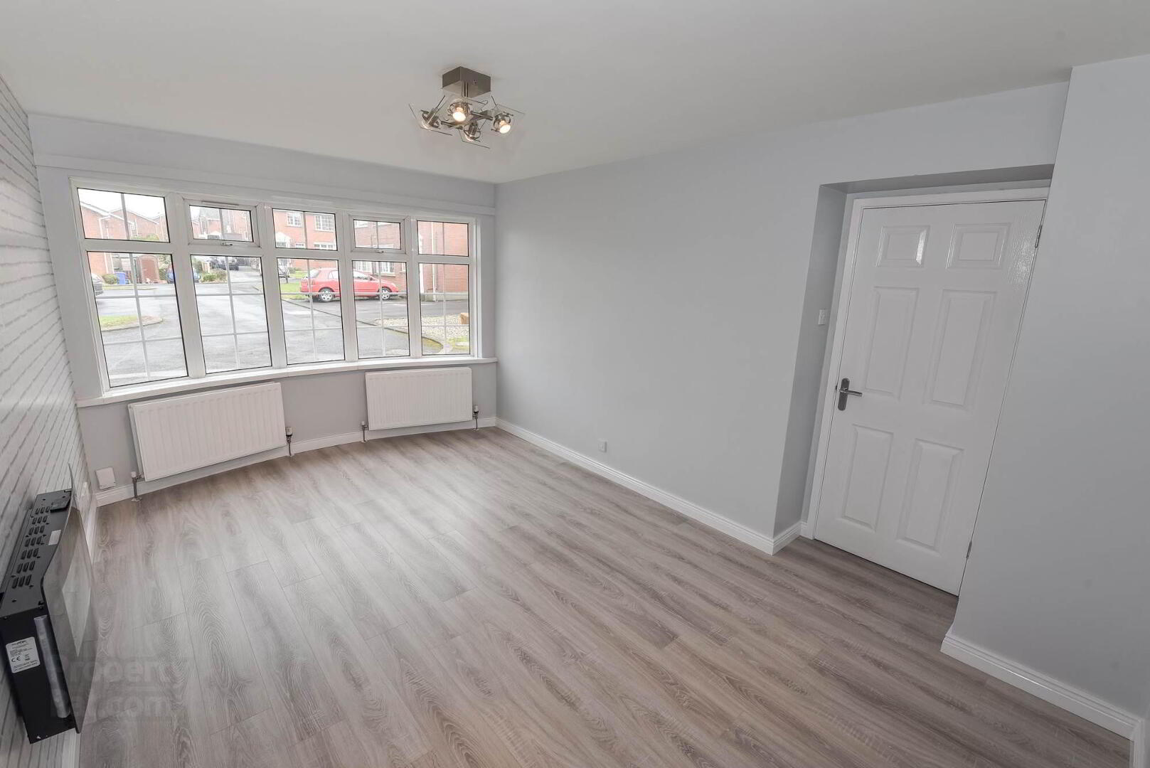 property description image