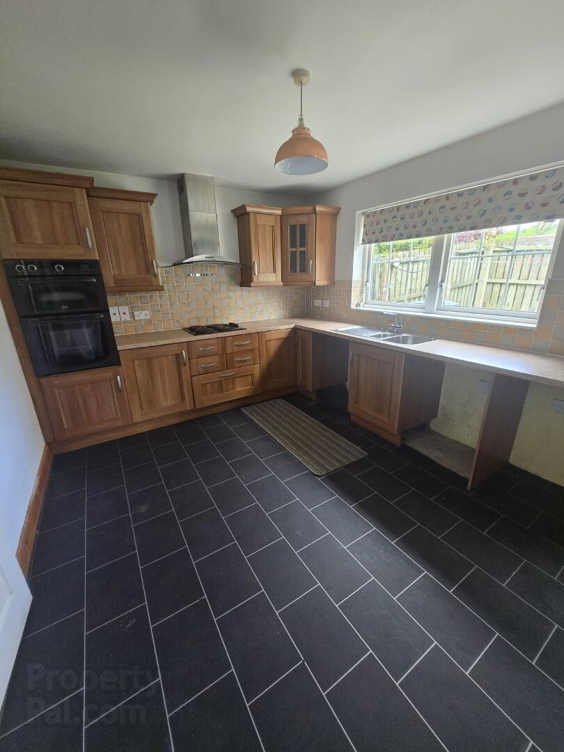 38 Demesne Crescent 9 of 20
