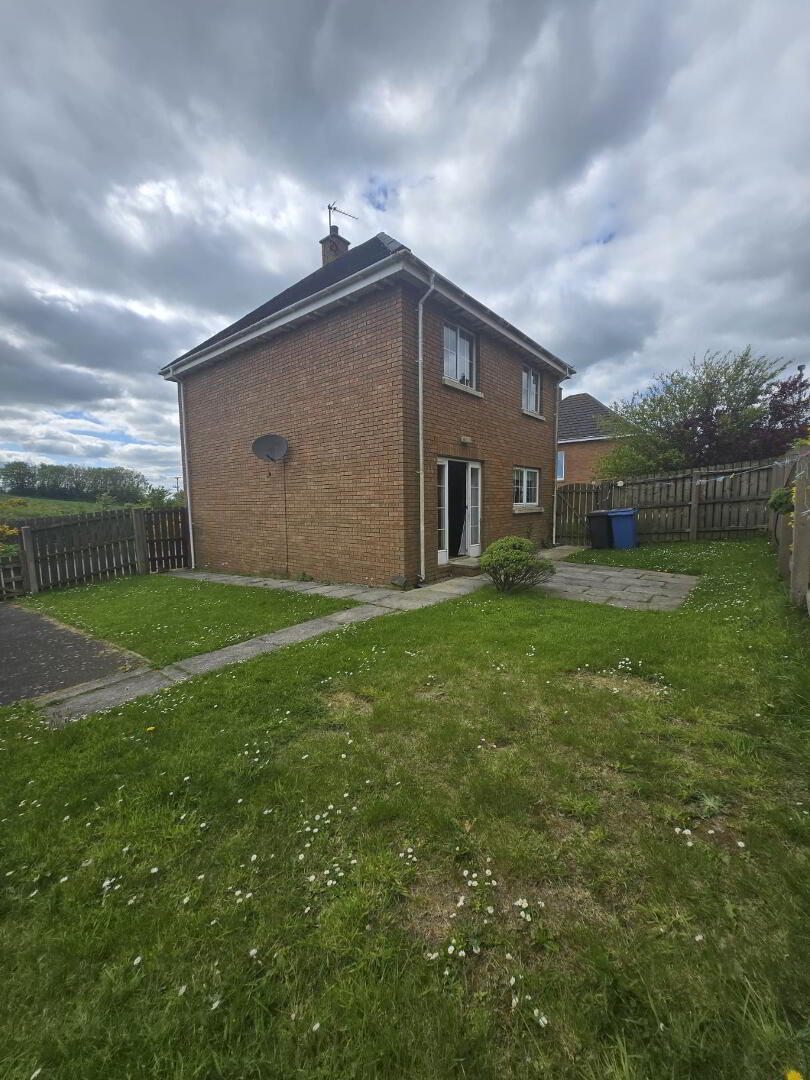 38 Demesne Crescent 6 of 20