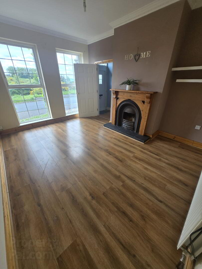 38 Demesne Crescent 10 of 20