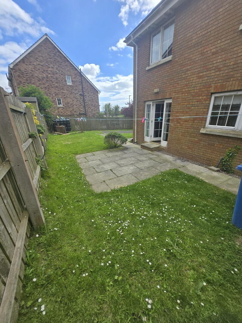 38 Demesne Crescent 4 of 20