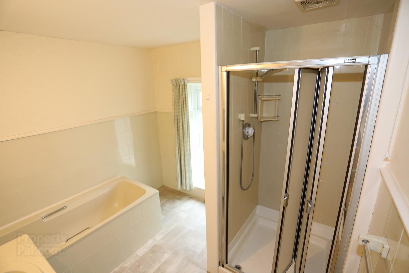 14 Carrowdoon Road 15 of 21
