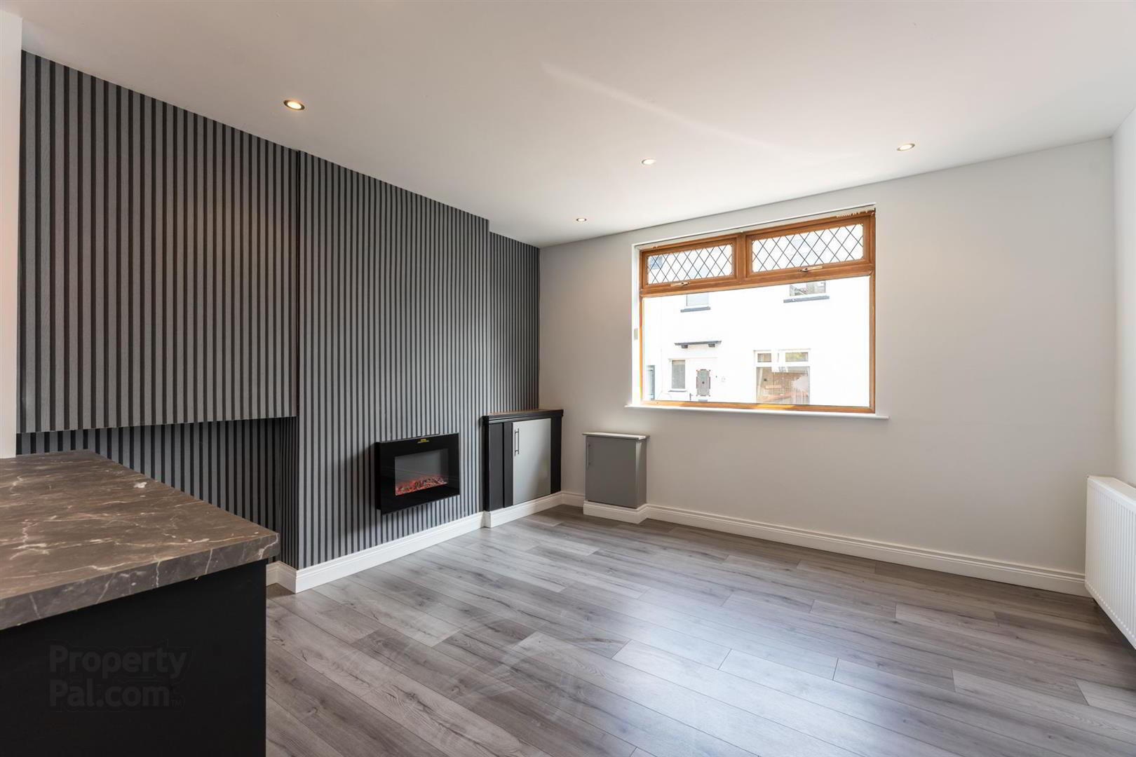 10 Primrose Street 4 of 22