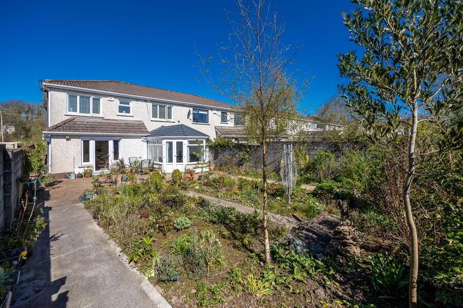 23 Meadowbank Hill 18 of 20