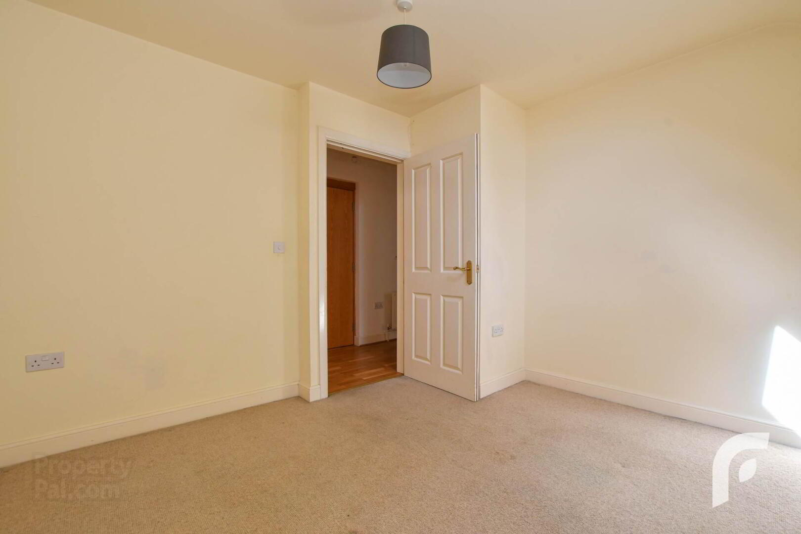 Apartment 30 Fortwilliam House, Apartment 30 Fortwilliam House Downview Manor 28 of 35