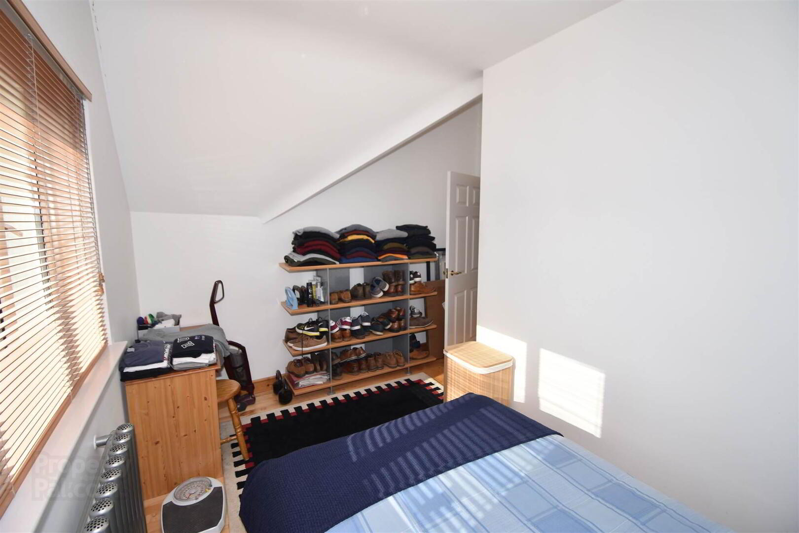 5 Old Castle Court 9 of 23