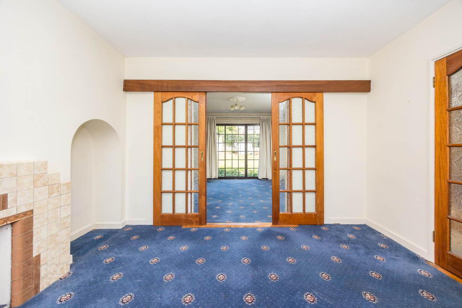 property description image