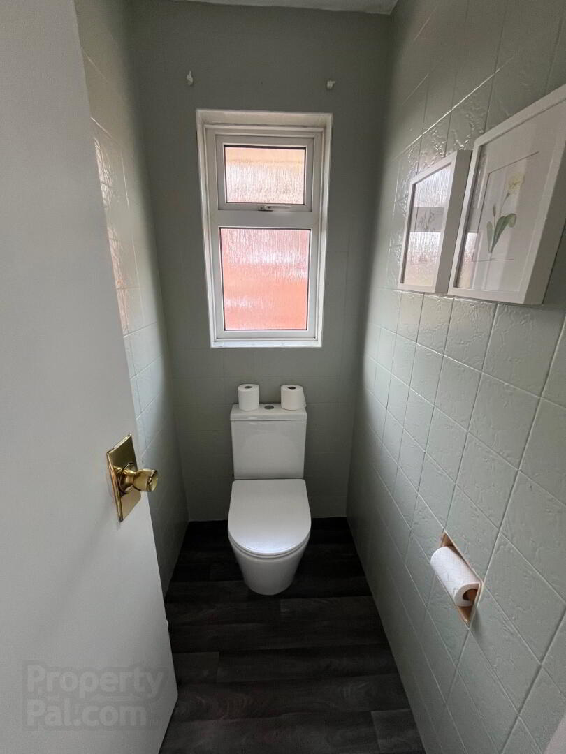 12 Jellicoe Drive 10 of 12