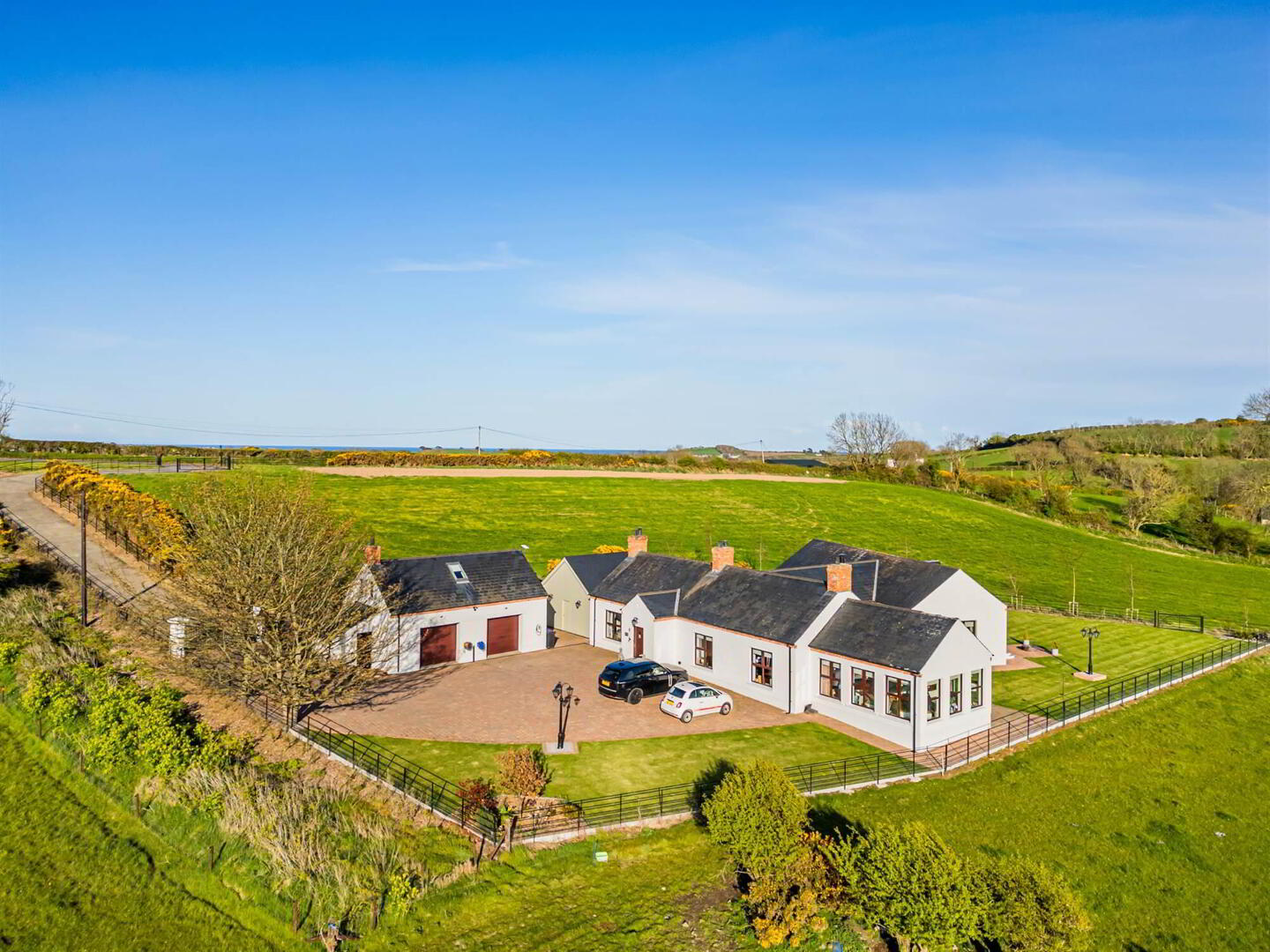 43 Loughdoo Road 3 of 31