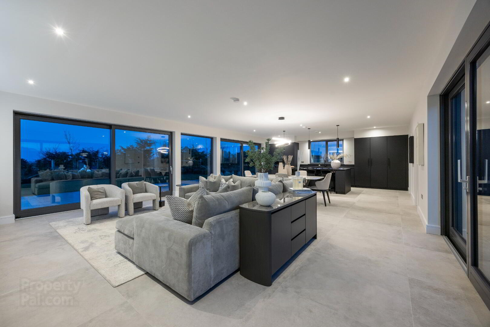 3 Craigdarragh Rise 10 of 22