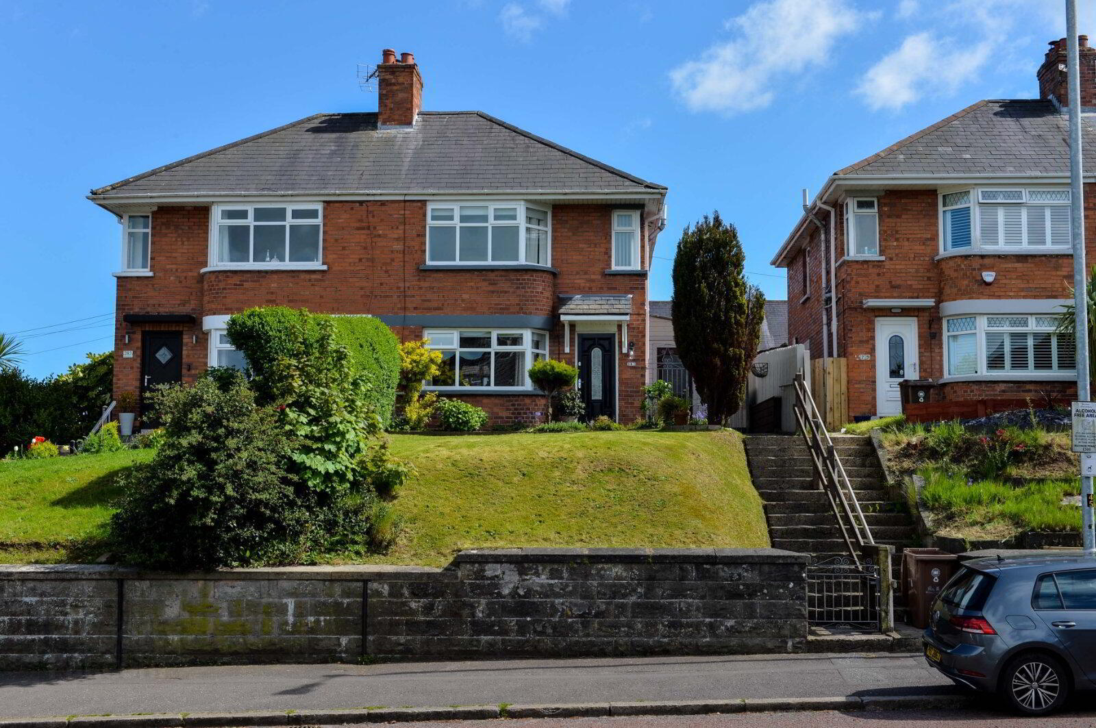 281 Holywood Road 1 of 30