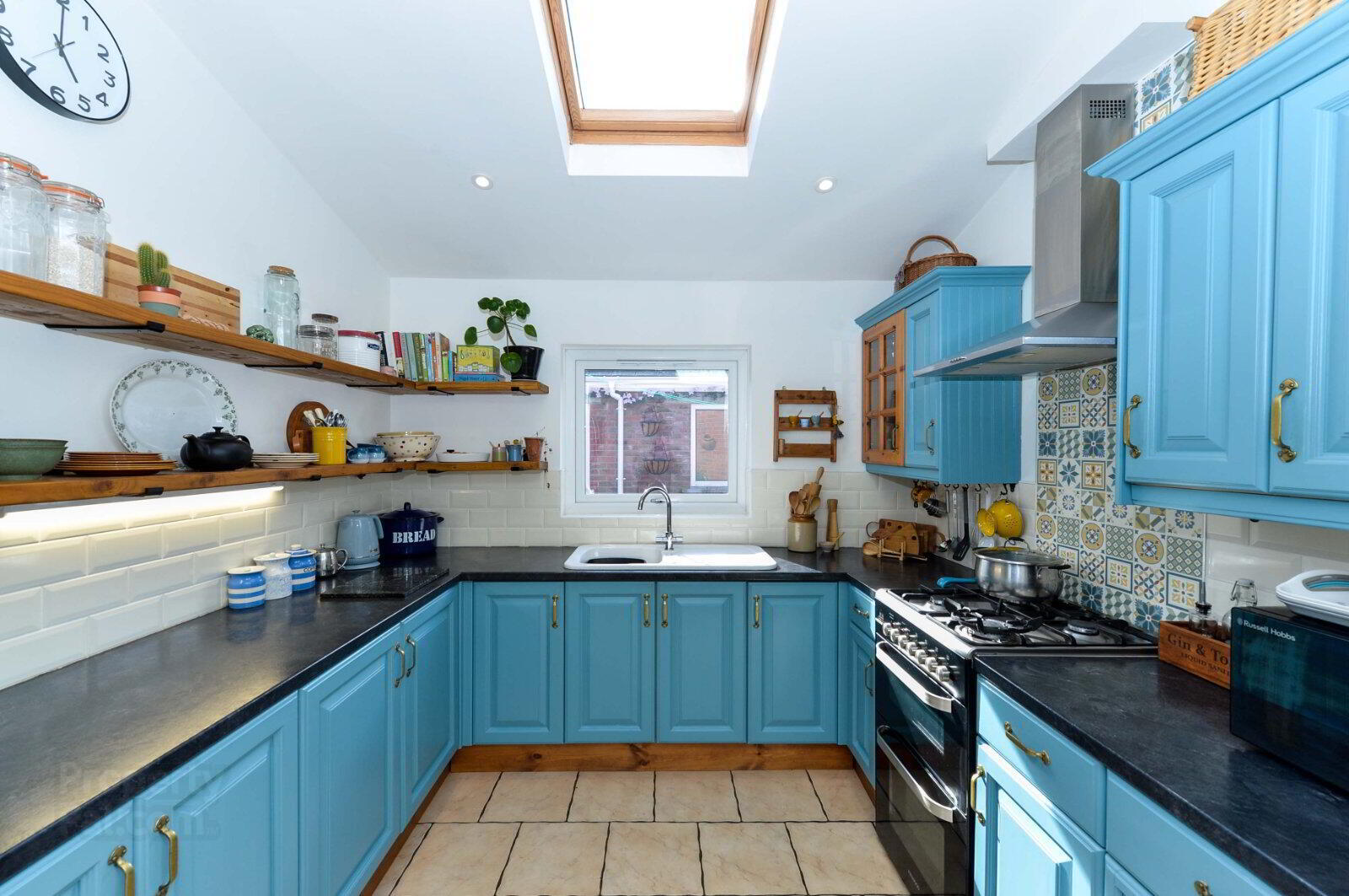281 Holywood Road 10 of 30