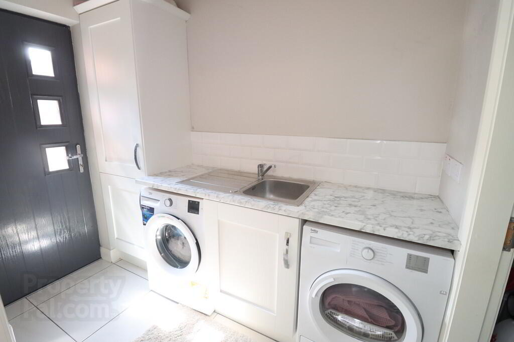 19 Glenwell Mews 6 of 18