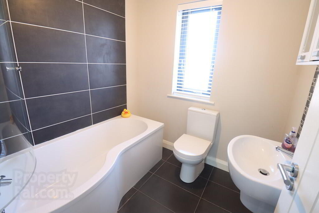 19 Glenwell Mews 14 of 18