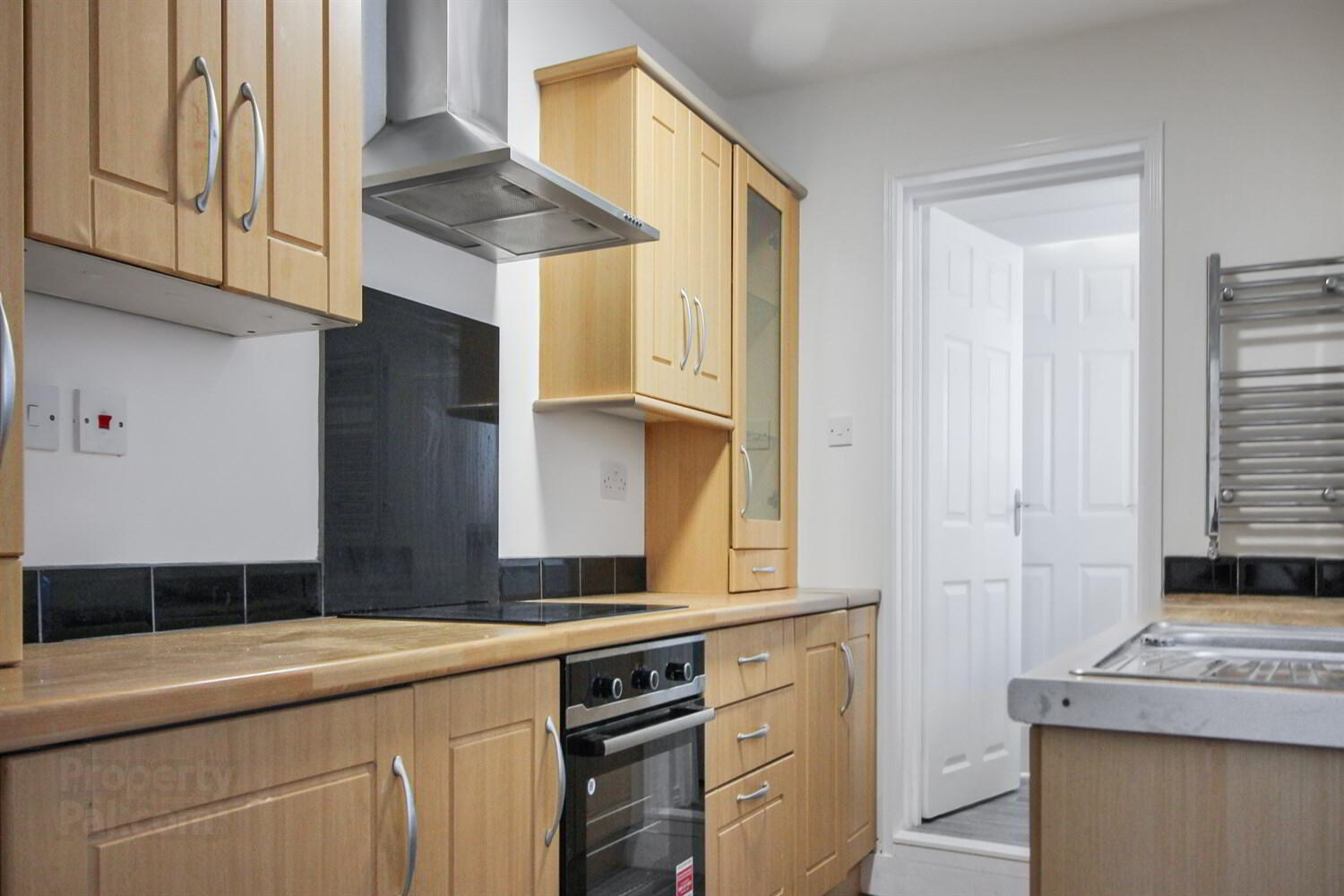 51 Lisburn Avenue 4 of 10