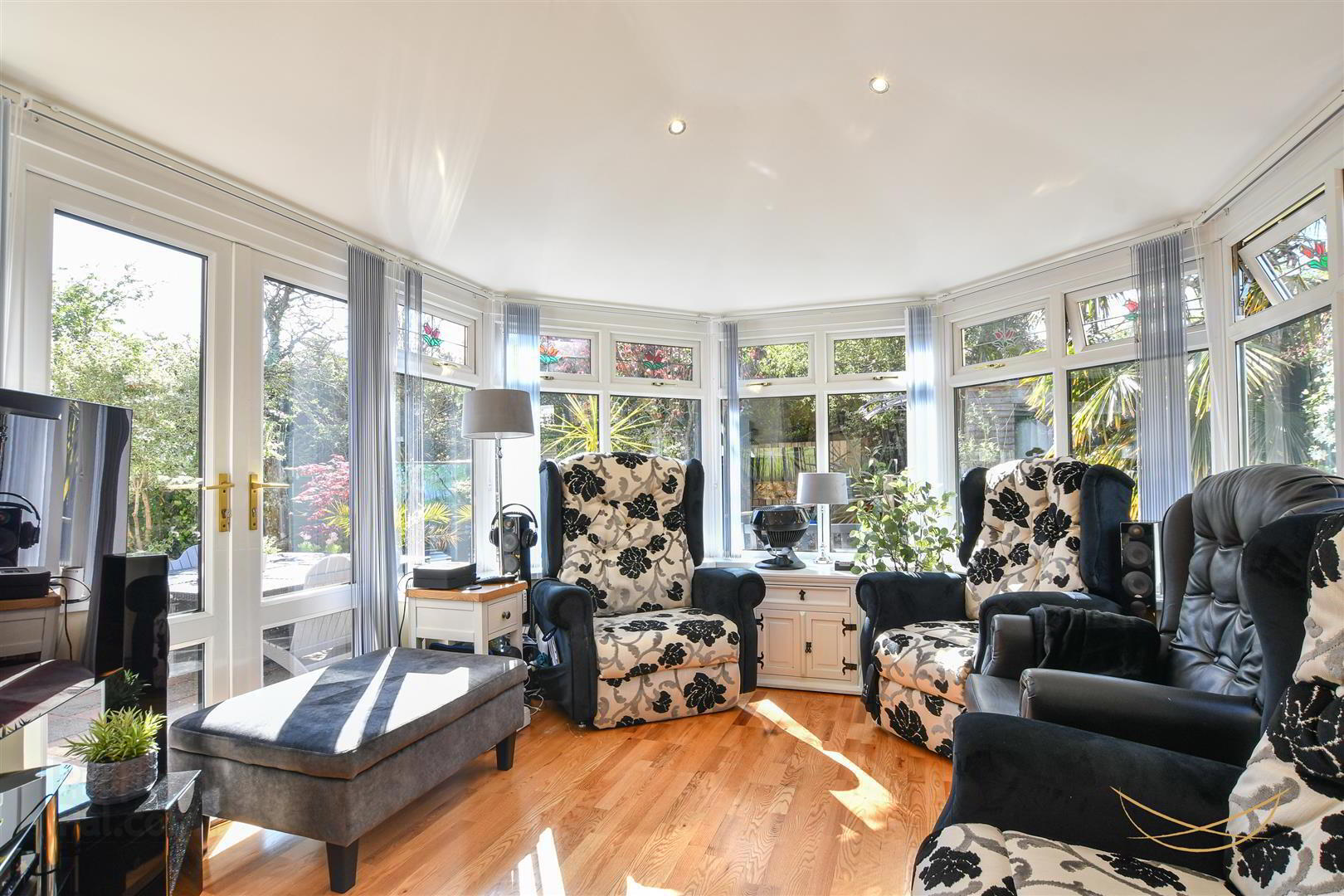 12 Burnet Close 18 of 50