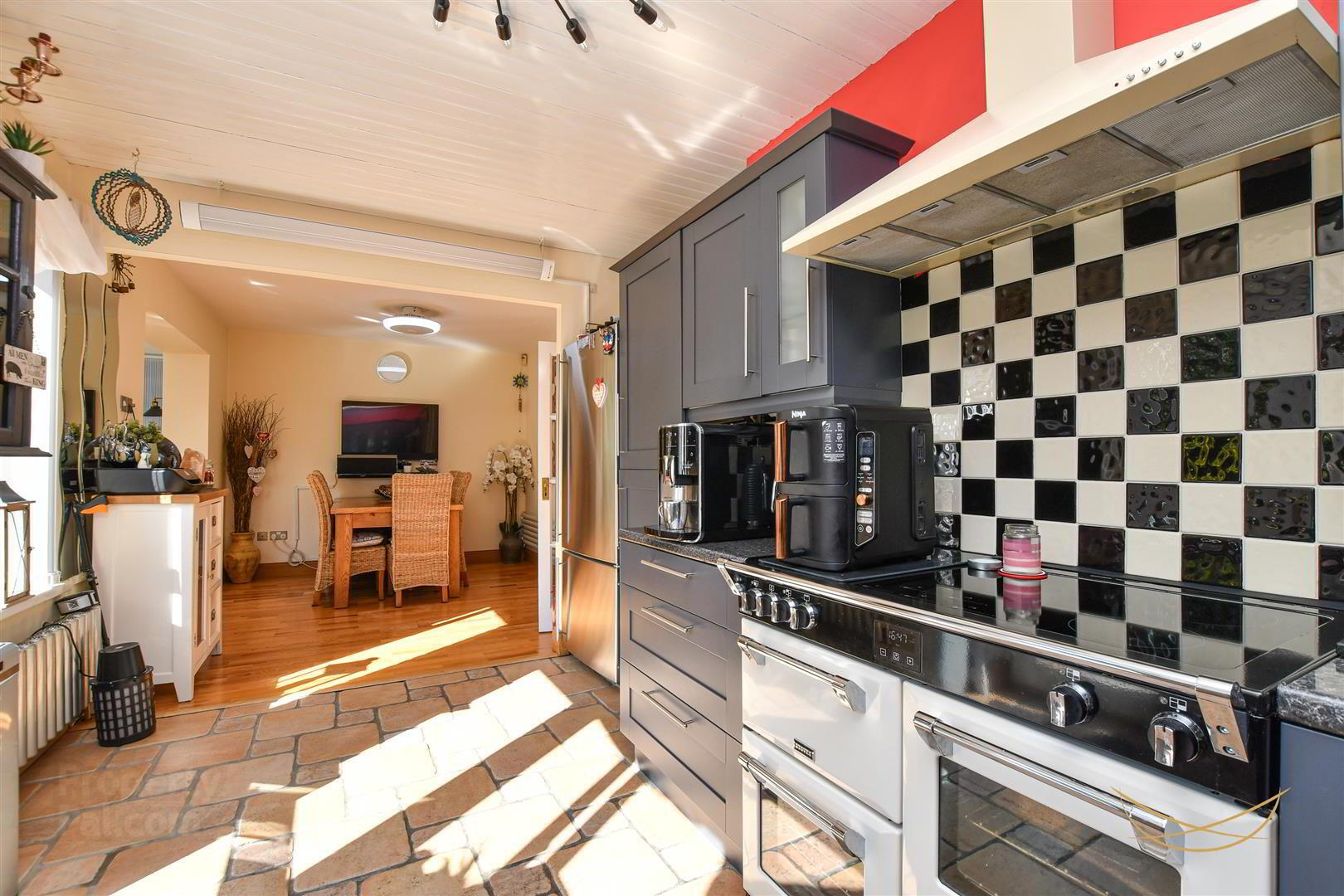 12 Burnet Close 16 of 50