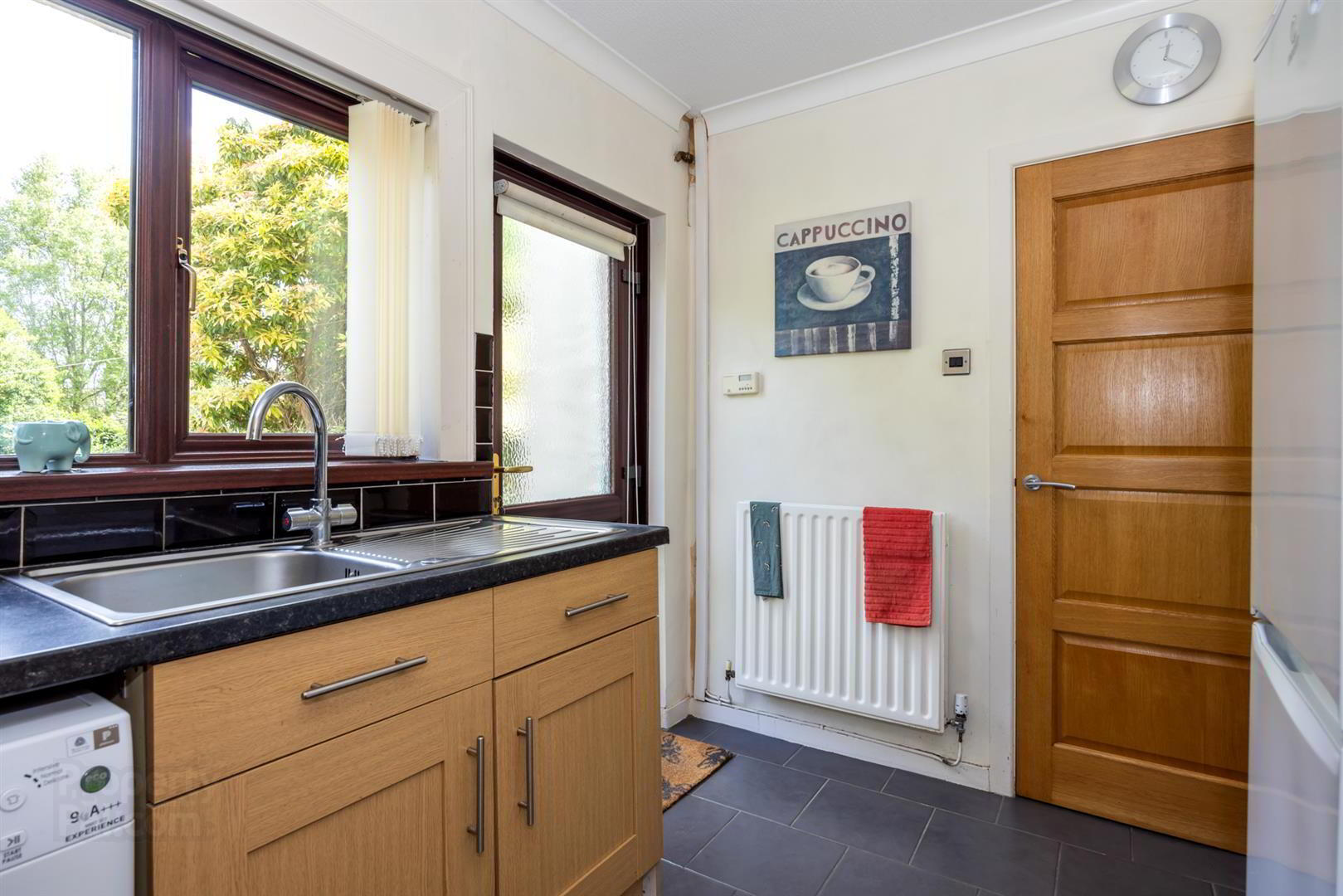 5 Sunninghill Gardens 8 of 16