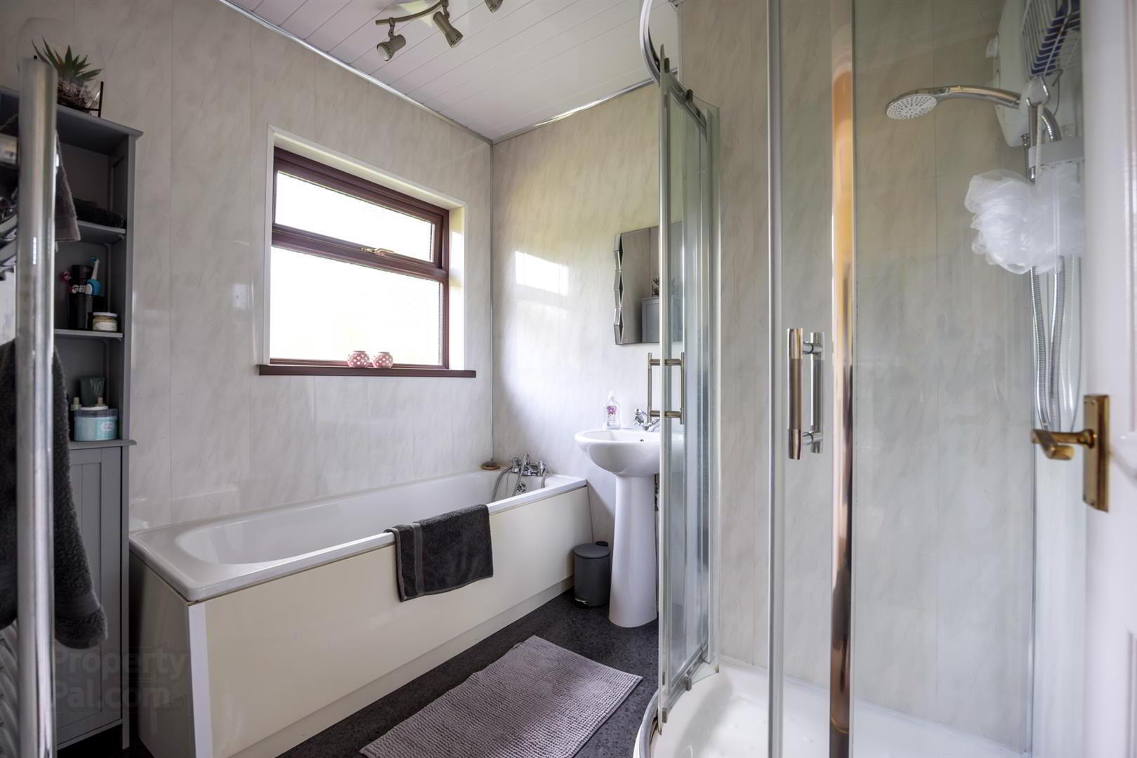 5 Sunninghill Gardens 14 of 16