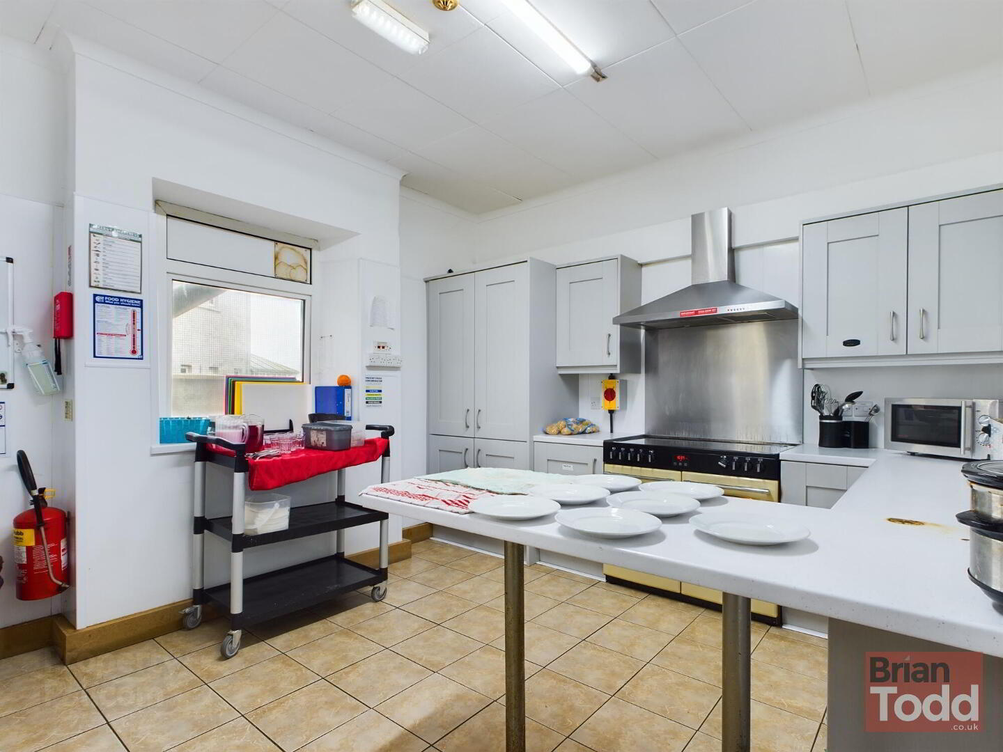 128 Glenarm Road 3 of 18