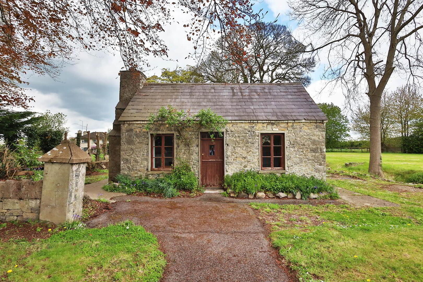 property description image