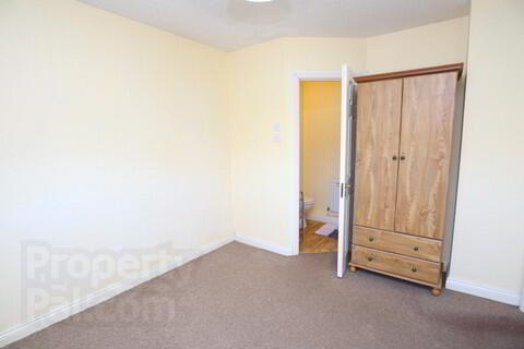 2 Beechwood Drive 11 of 13