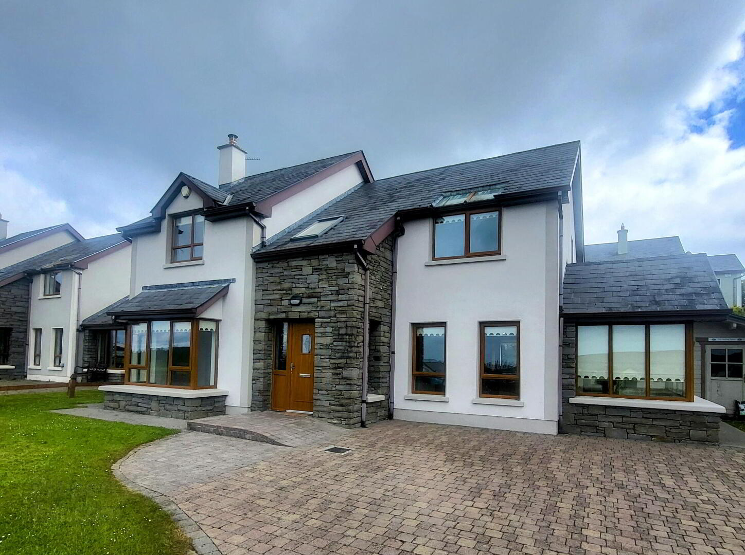 property description image