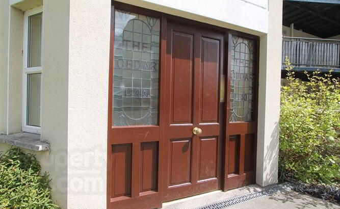 property description image