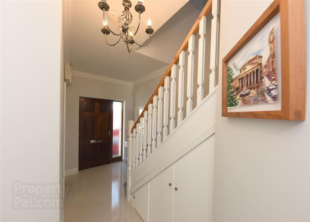 10 Fern Drive 4 of 60