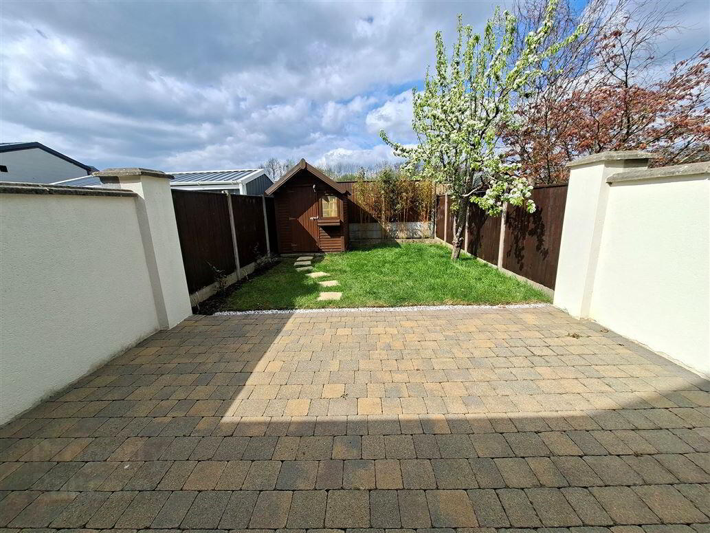 10 Fern Drive 27 of 60