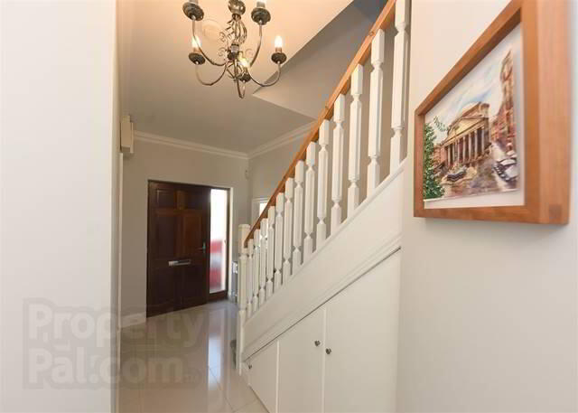 10 Fern Drive 34 of 60