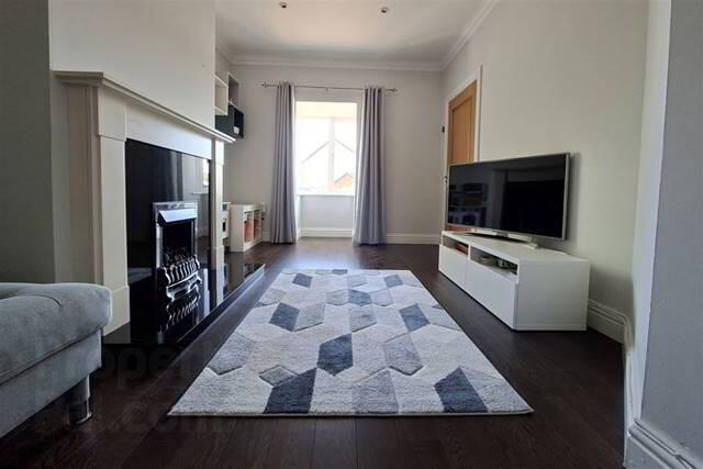 10 Fern Drive 44 of 60