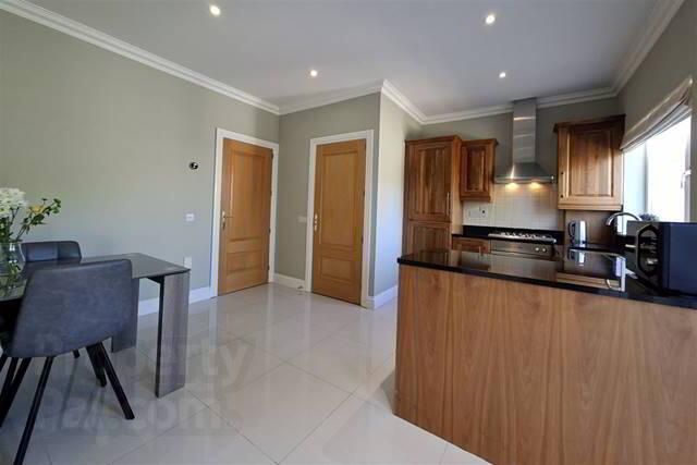 10 Fern Drive 42 of 60