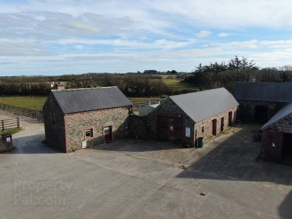 Hazelwood Stables 3 of 13