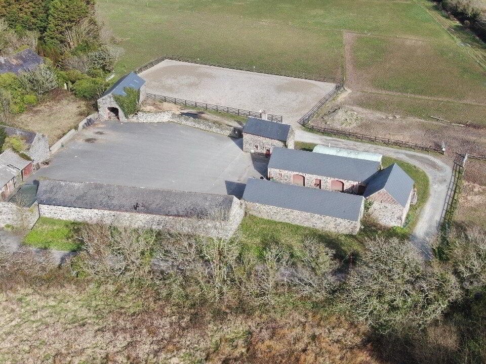 Hazelwood Stables 11 of 13