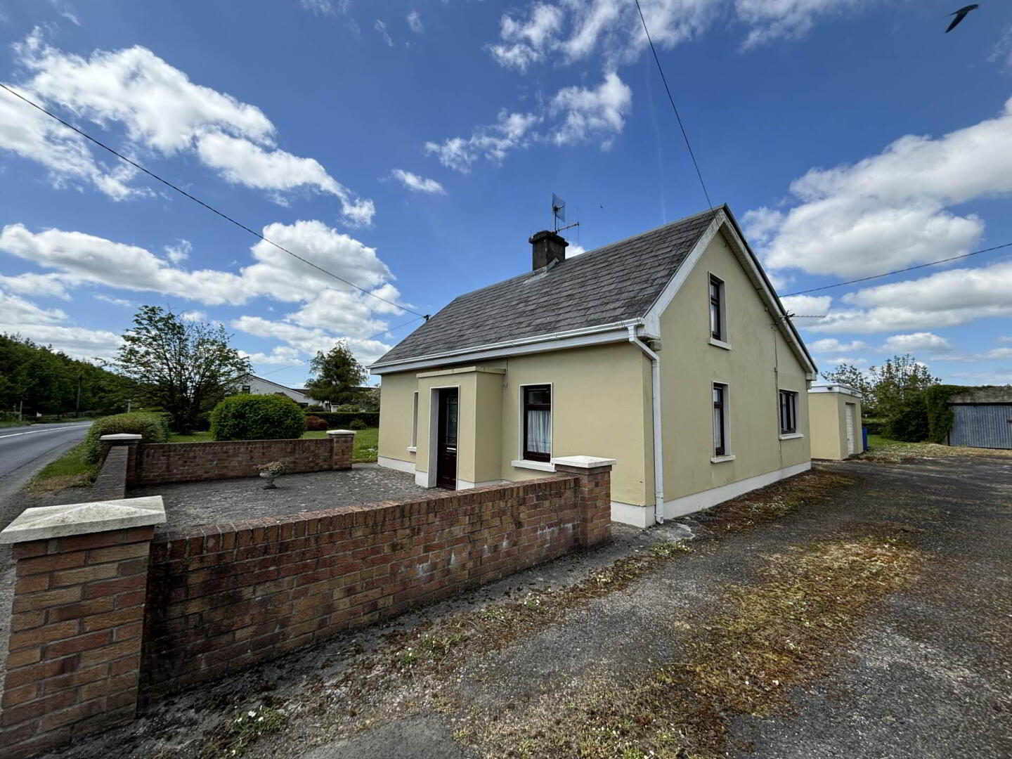 property description image