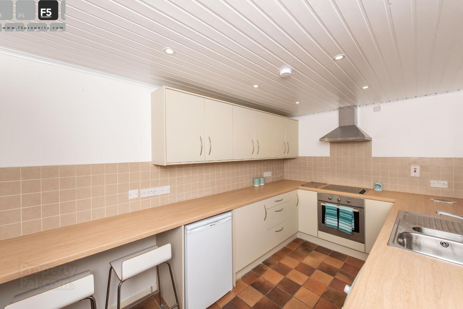 48 Kensington Avenue 3 of 9