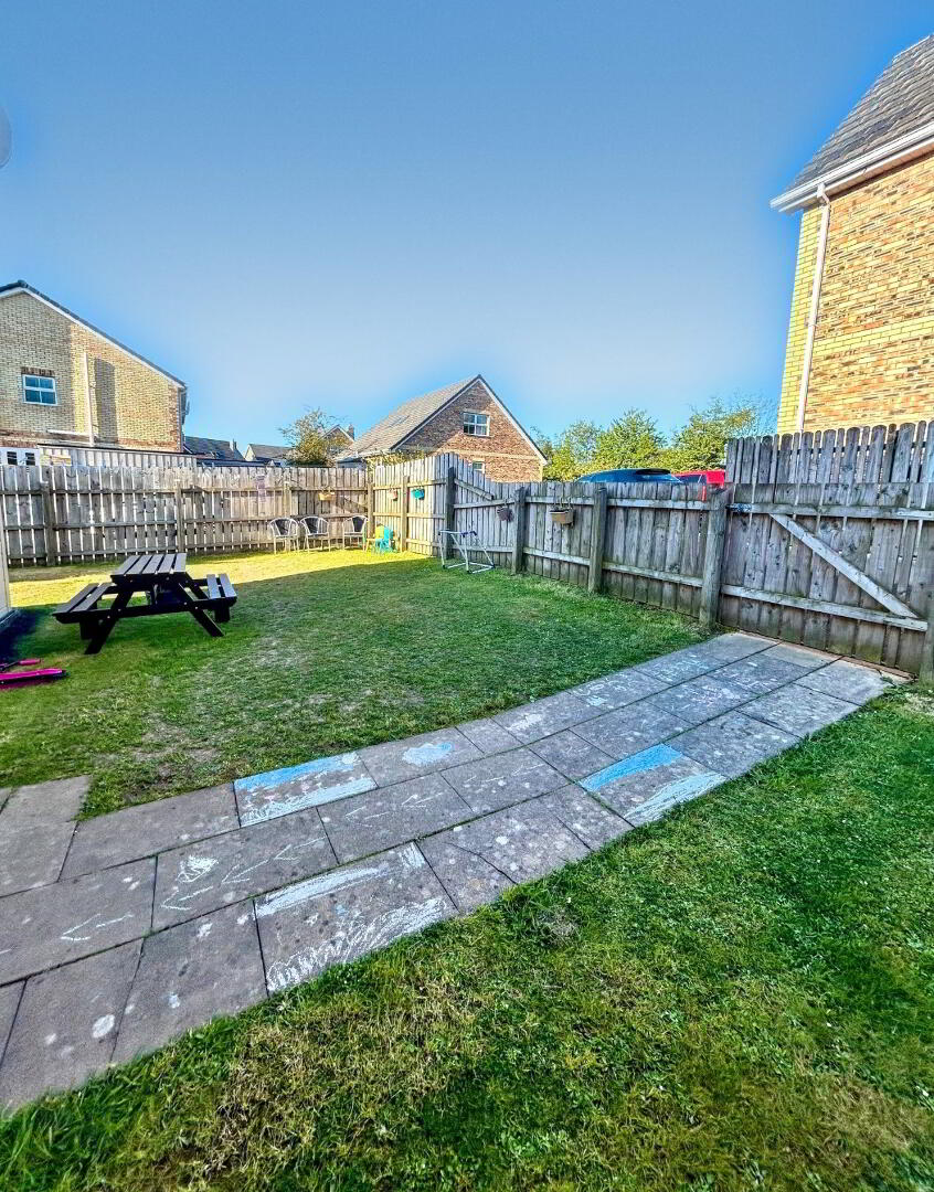 17 Carn Manor 8 of 11