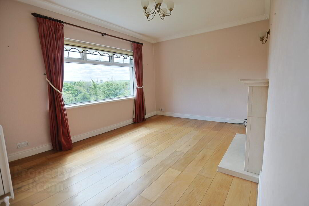 84 Banbridge Road 8 of 62