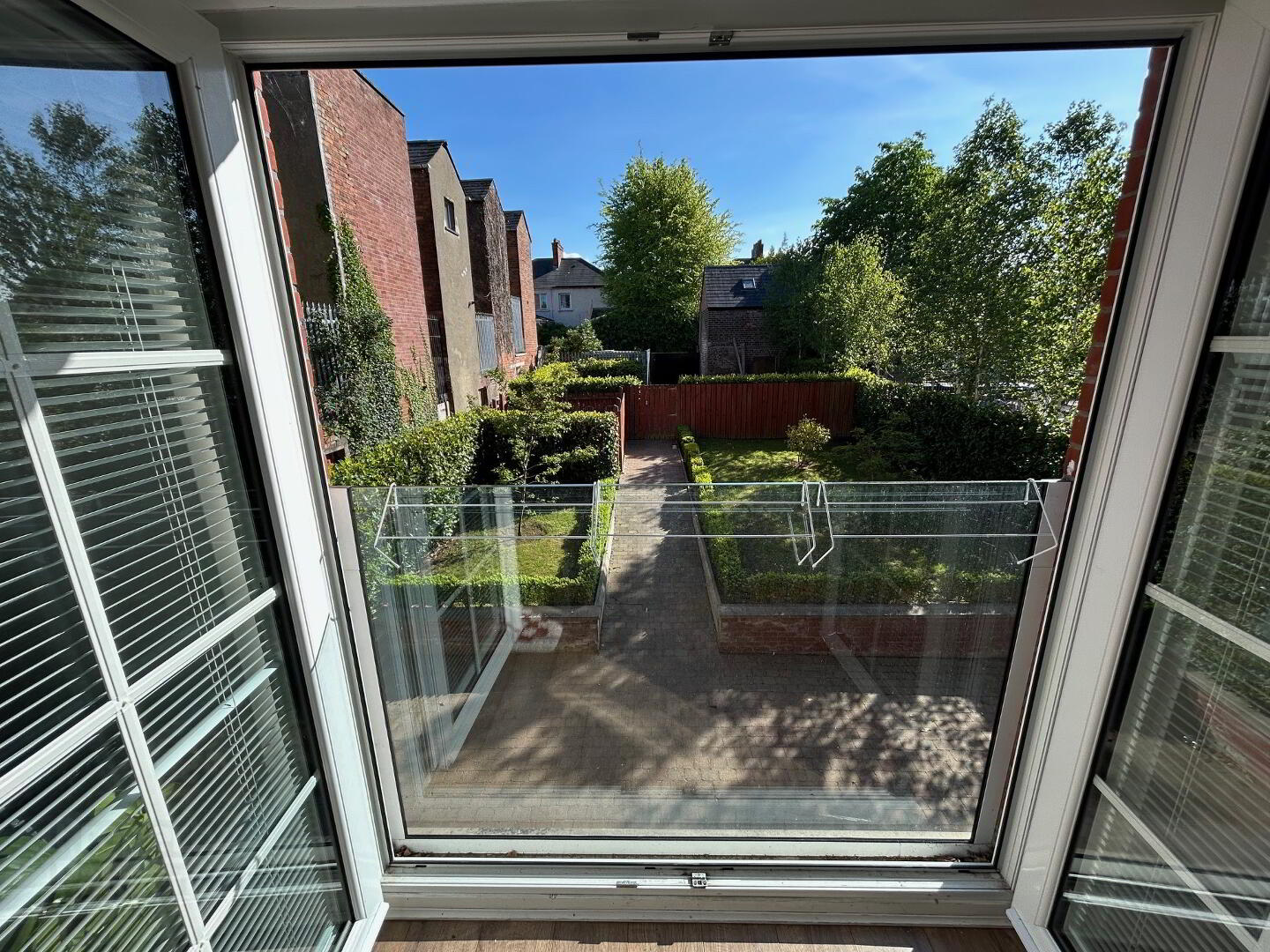 Apt 4, 44 Ulsterville Avenue 6 of 25