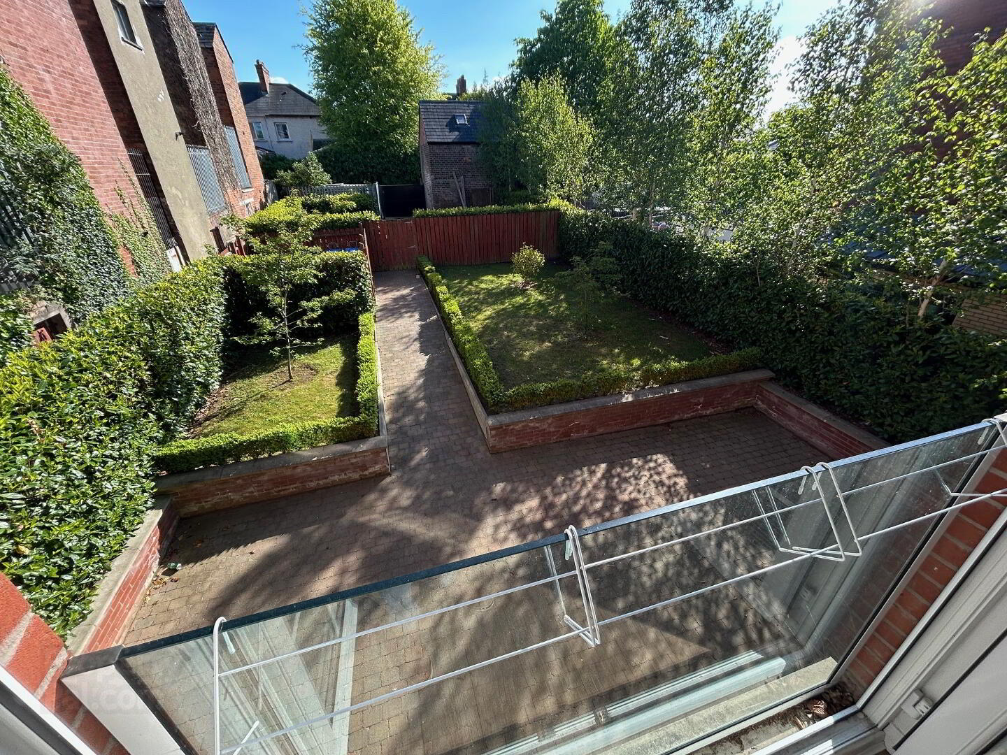 Apt 4, 44 Ulsterville Avenue 7 of 25