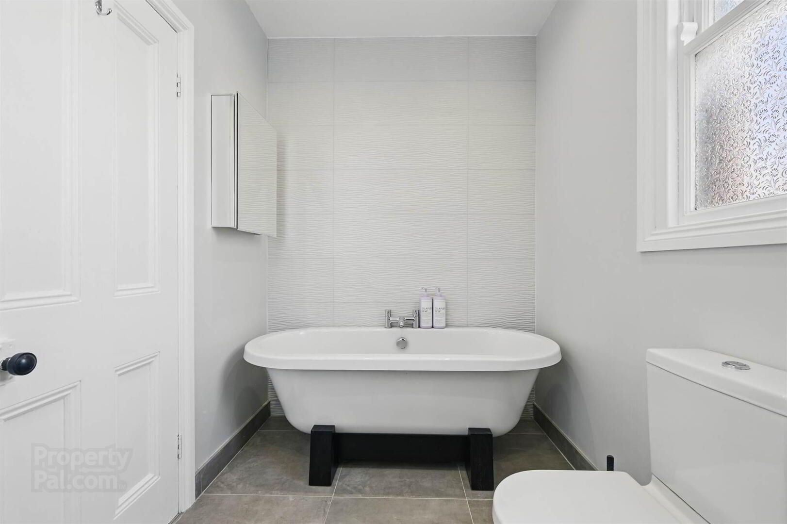 "Wyngrove", 84 Earlswood Road 17 of 21
