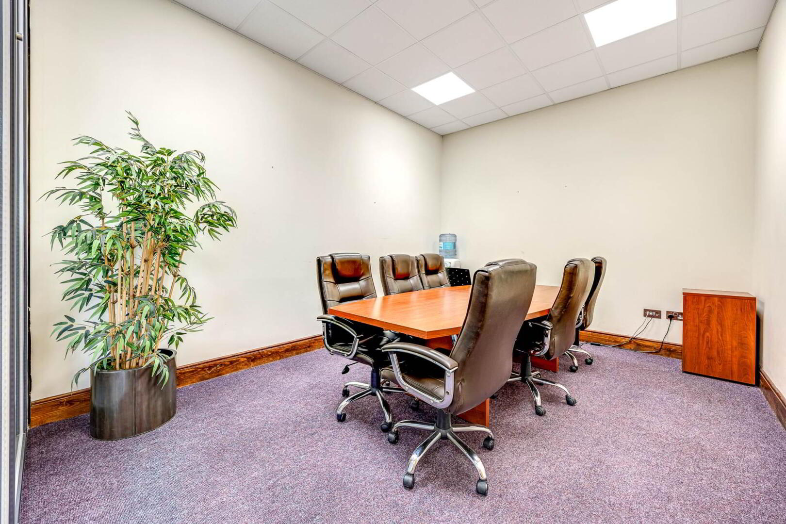 2nd, Floor, Offices 10 of 13