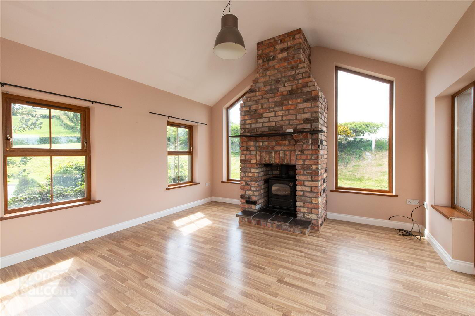 38 Begny Road 4 of 22