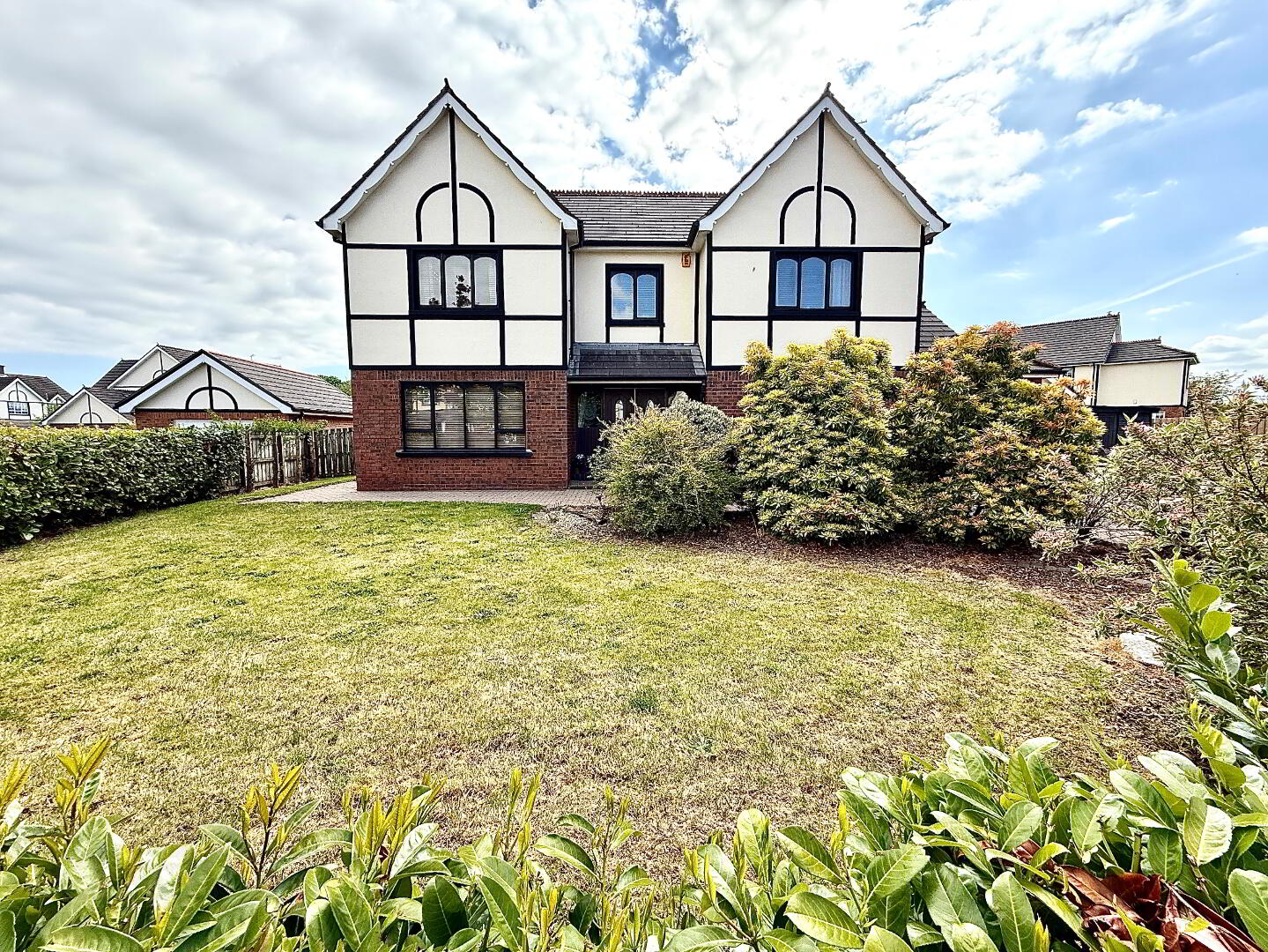 property description image