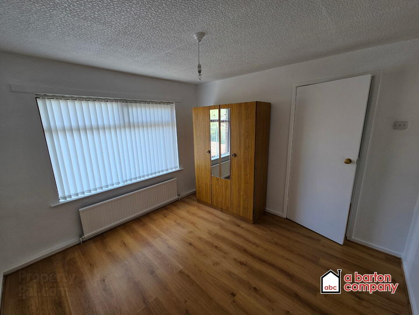 31 Collinward Avenue 9 of 17